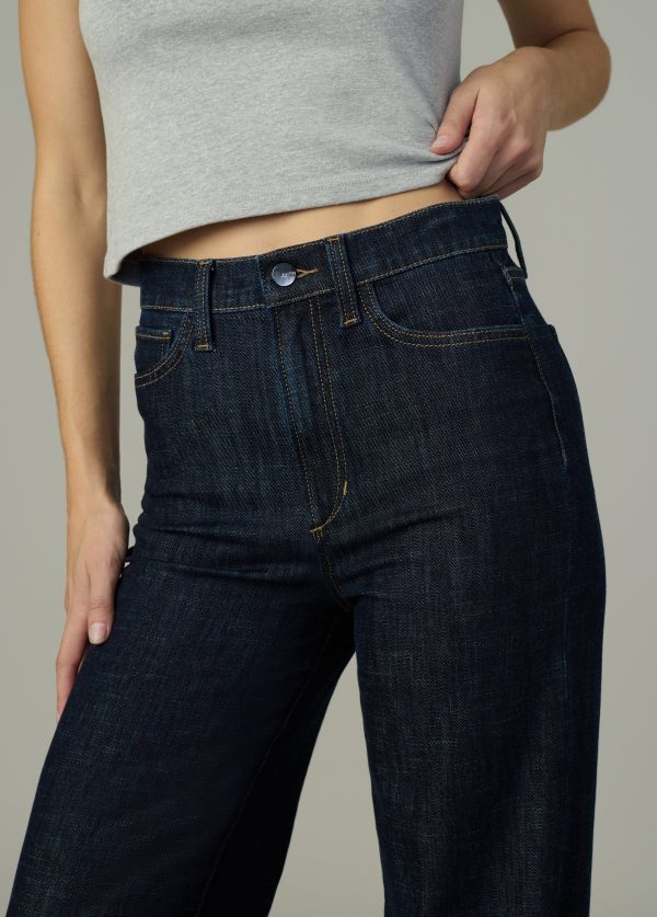 THE MIA PETITE - Image 5